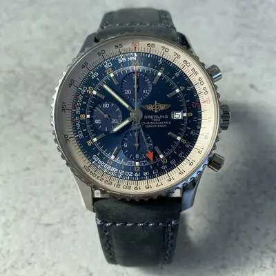 Breitling Navitimer World Chronograph A24322