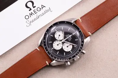 Omega Speedmaster SPEEDY TUESDAY Reverse Panda