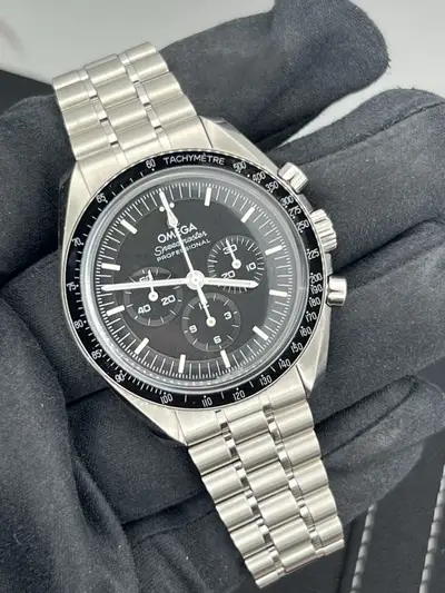 Omega Speedmaster Moonwatch Sandwich (1632)
