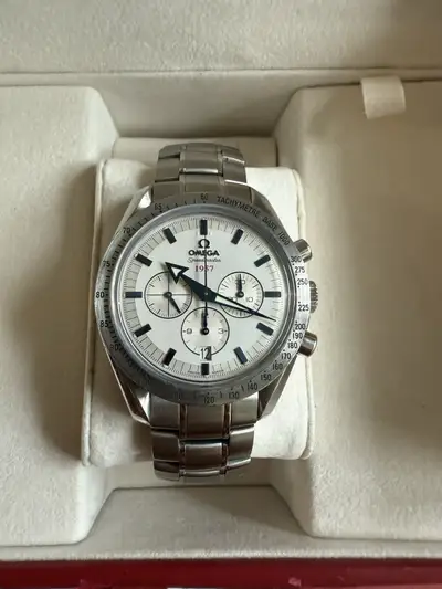 Omega OMEGA Speedmaster White Men's Watch - 3551.20.00