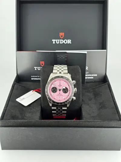 Tudor Black Bay Chrono Chronograph M79360N