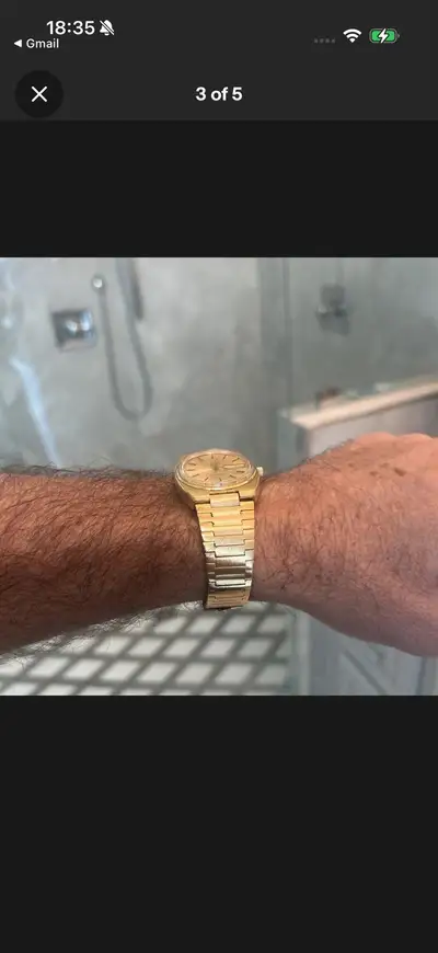 Omega Gold Omega Seamaster On Bracelet Movement)