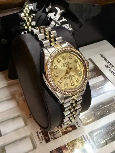 Rolex woman’s jubilee oyster datejust, diamond