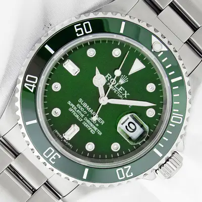 Rolex SUBMARINER DATE STAINLESS STEEL GREEN