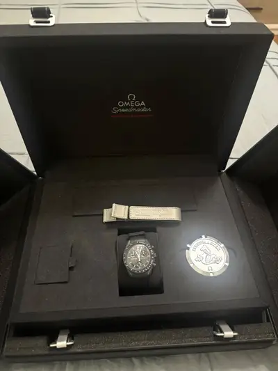 Omega x Swatch MoonSwatch Mission to