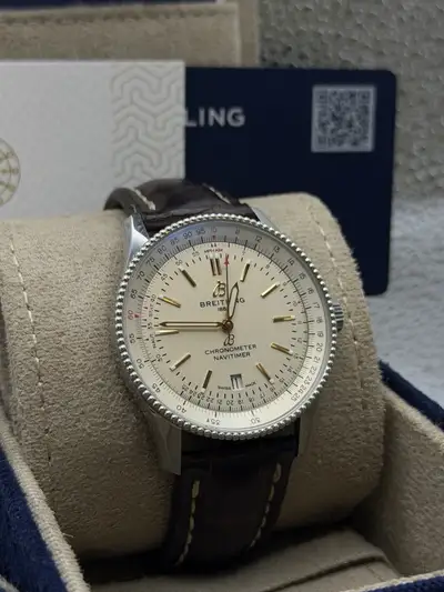 Breitling White Breitling Navitimer 41 A17326