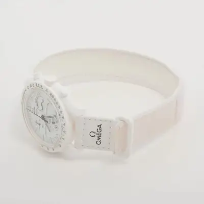 Omega x Swatch Snoopy Moonphase Speedmaster
