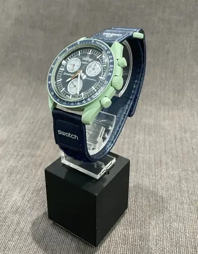 Omega Swatch x Omega Mission on Earth