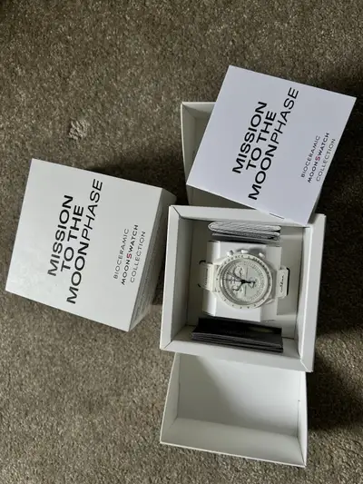 Omega x Swatch Speedmaster MoonSwatch Bright