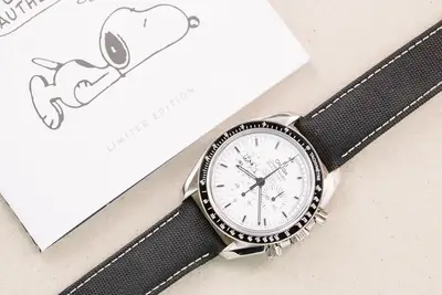 Omega Speedmaster SNOOPY 45th Anniversary Moonwatch