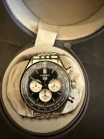 TAG Heuer Carrera CV2113 Chronograph Date