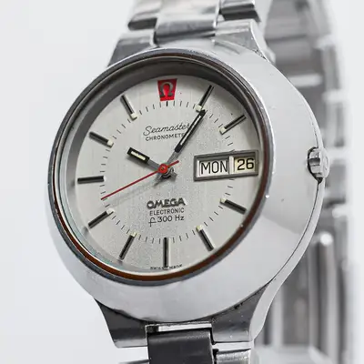 Omega *NEAR OMEGA Seamaster f300Hz Cal.1260 Qz