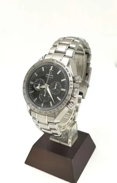 Omega Speedmaster 32110425001001