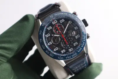 TAG Heuer Carrera Calibre Heuer 01