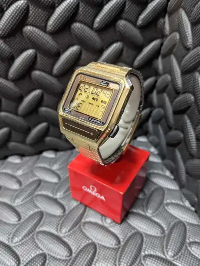 Omega Seamaster Sensor Gold