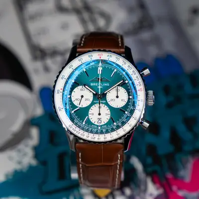 Breitling Navitimer B01 Chronograph Cathay Pacific