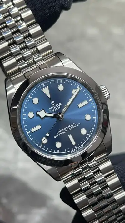 Tudor Black Bay One 39 M79660-0002