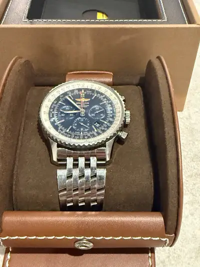 Breitling Navitimer