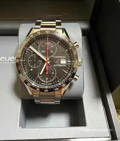TAG Heuer Carrera Cv201Ak Chronograph Date