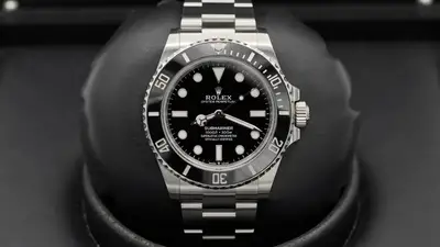 Rolex Submariner 124060LN