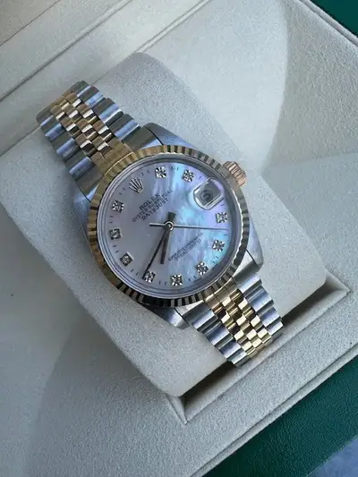 Rolex CERTIFIED STUNNING DATE 18K AND