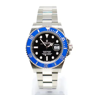 Rolex Rolex Submariner 126619LB Box and Papers 2023 NEW/UNWORN Full Set