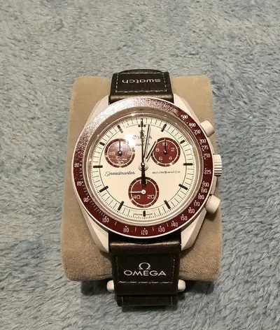 Omega Speedmaster MoonSwatch SO33M101 Bioceramic Chronograph