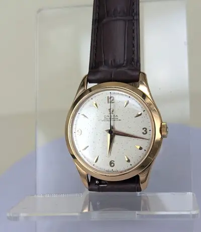 Omega 18ct gold chronometer omega large