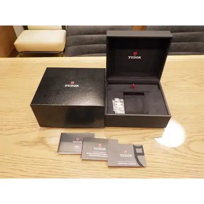 Tudor Black Bay 79833MN