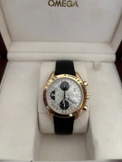 Omega Speedmaster Chronograph 18k Red gold