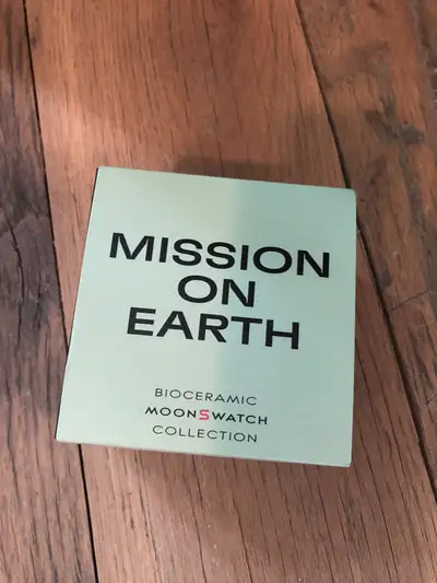 Unknown OMEGAxSwatch Bio ceramic Moon swatch Collection. Earth. Blue/Green