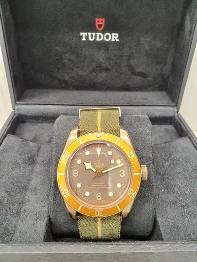 Tudor Black Bay 79250B
