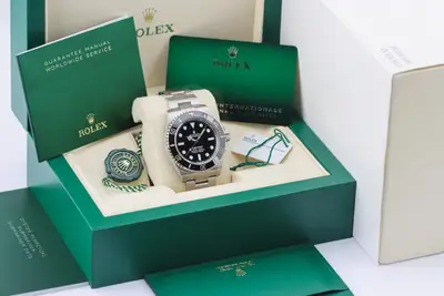 Rolex Rolex Submariner 124060 41mm / Full Set / 2021